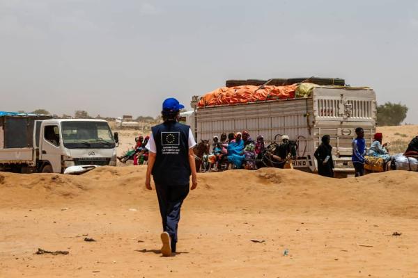 On the day of Commissioner Lahbib’s visit, 34 trucks carrying food assistance crossed the border, organised by EU partner the World Food Programme. Of 9 million Darfuris in need, 2 million face catastrophic hunger.